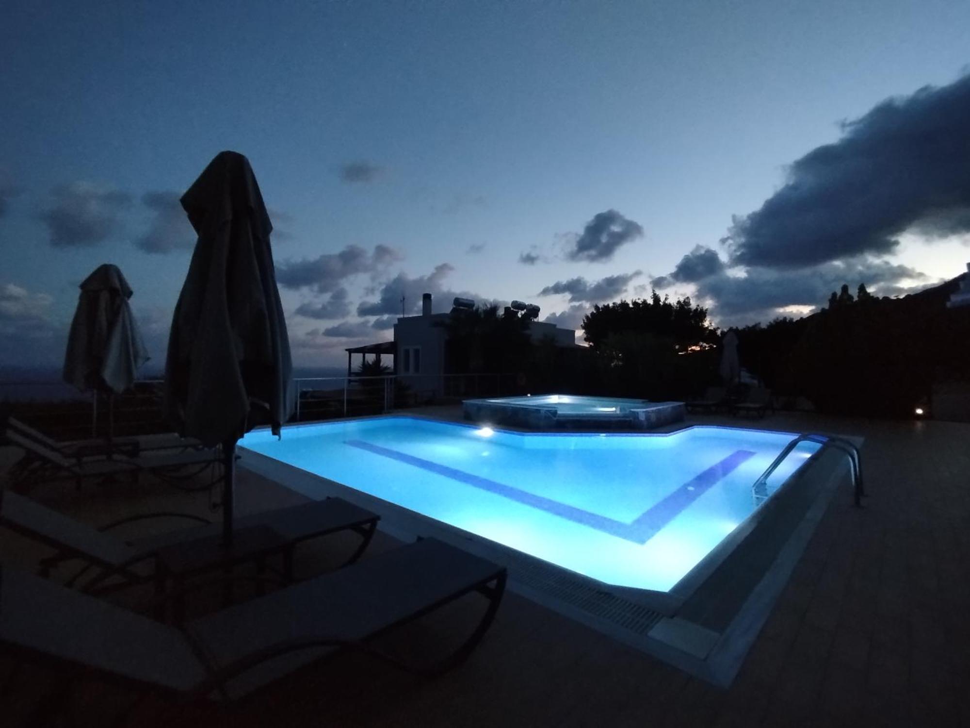 Alexena Apartments Agia Galini Esterno foto