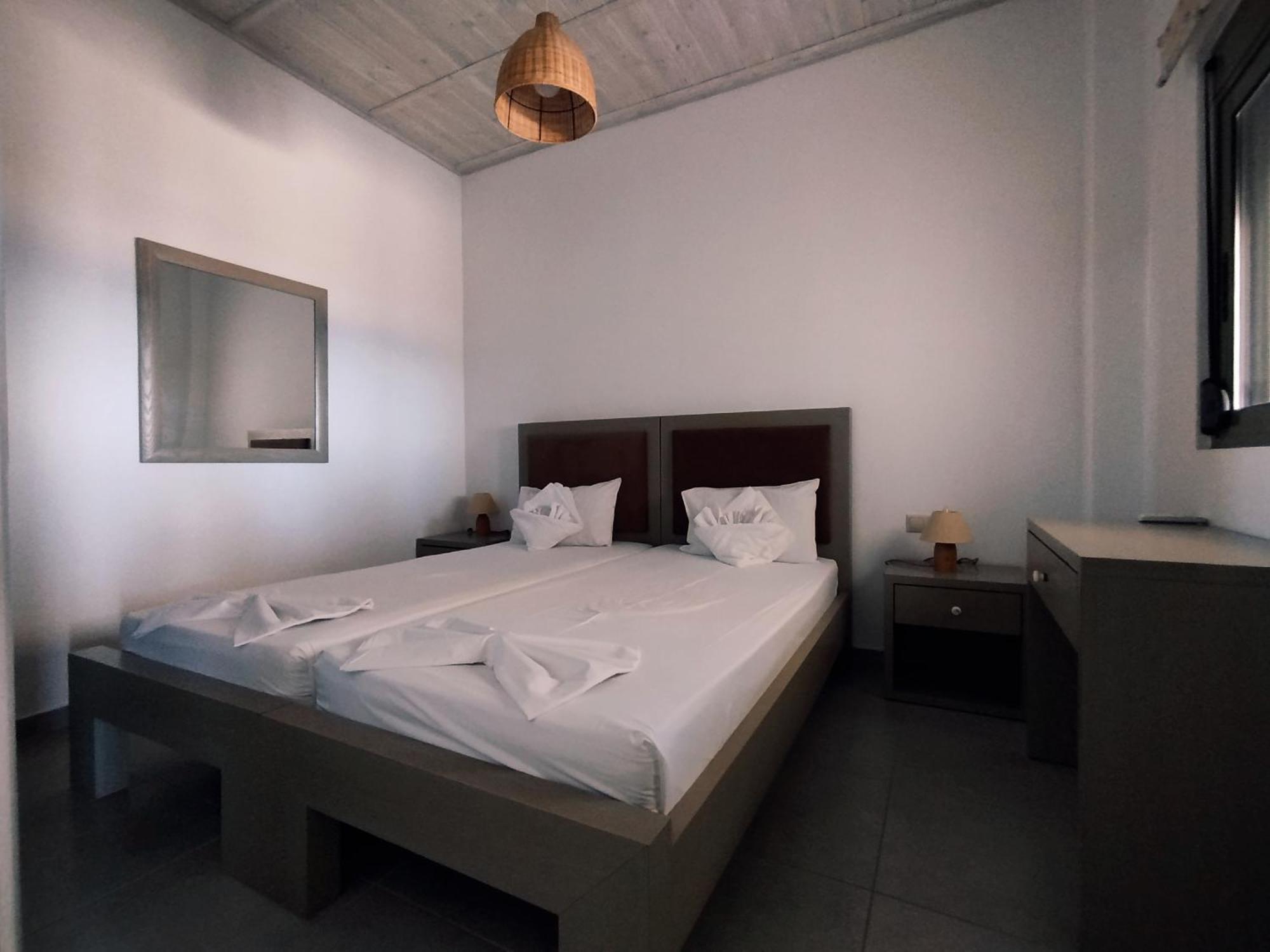 Alexena Apartments Agia Galini Esterno foto